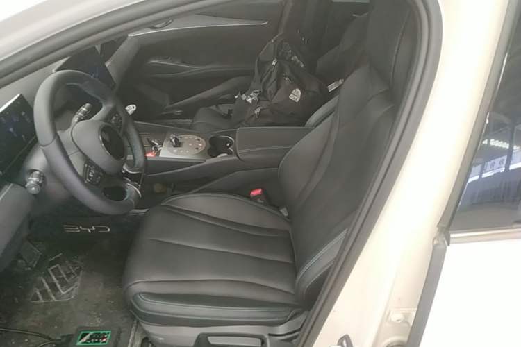 Used BYD Seal 06 New Energy 2025 DM-i Smart Drive 80KM Luxury Model Left Front Seat