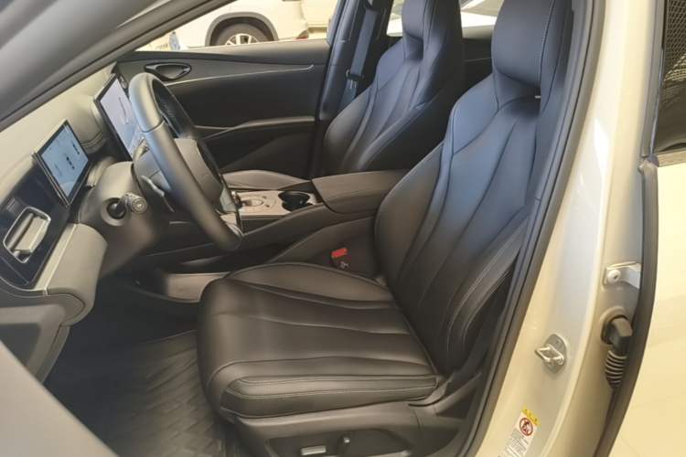 Used BYD Seal 06 New Energy 2025 DM-i Smart Drive 120KM Prestige Model Left Front Seat