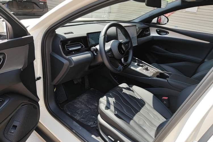 Used BYD Seal 06 New Energy 2025 DM-i Intelligent Drive 120KM Flagship Model Left Front Seat