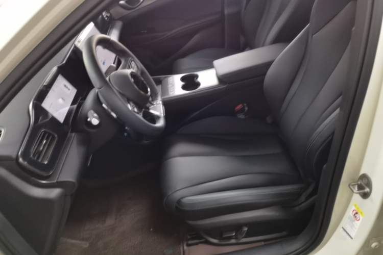 Used BYD Seal 06 New Energy 2025 EV 545KM Premium Edition Left Front Seat