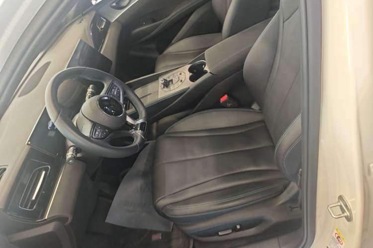 Used BYD Seal 06 New Energy 2025 DM-i Smart Drive 120KM Deluxe Model Left Front Seat