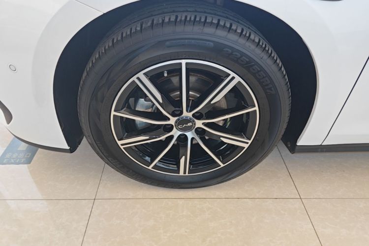 Used BYD Seal 06 New Energy 2025 DM-i Smart Drive 120KM Deluxe Model Left Front Wheel Hub