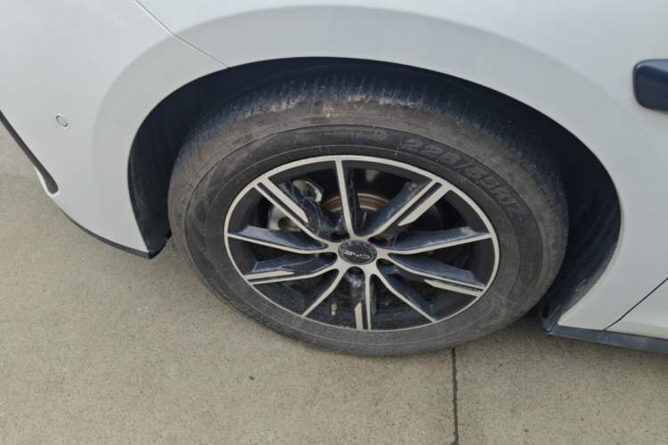 Used BYD Seal 06 New Energy 2025 DM-i Smart Drive 120KM Deluxe Model Left Front Wheel Hub