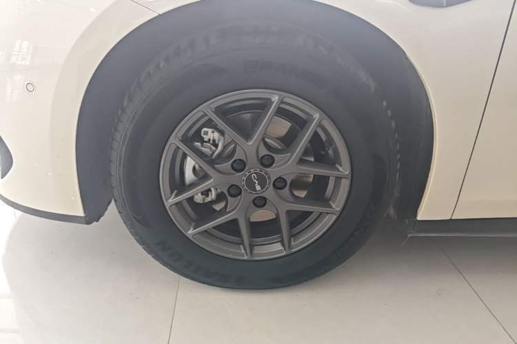 Used BYD Seal 06 New Energy 2025 DM-i Smart Drive 80KM Luxury Model Left Front Wheel Hub