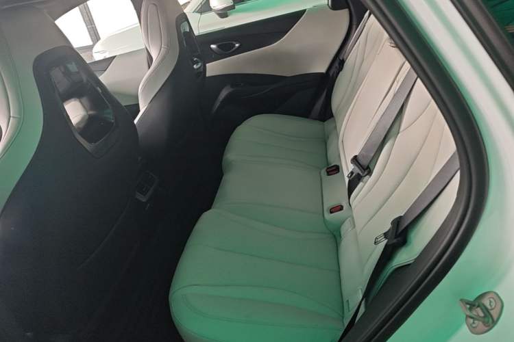 Used BYD Seal 06 New Energy 2025 EV 545KM Flagship Edition Left Rear Seat