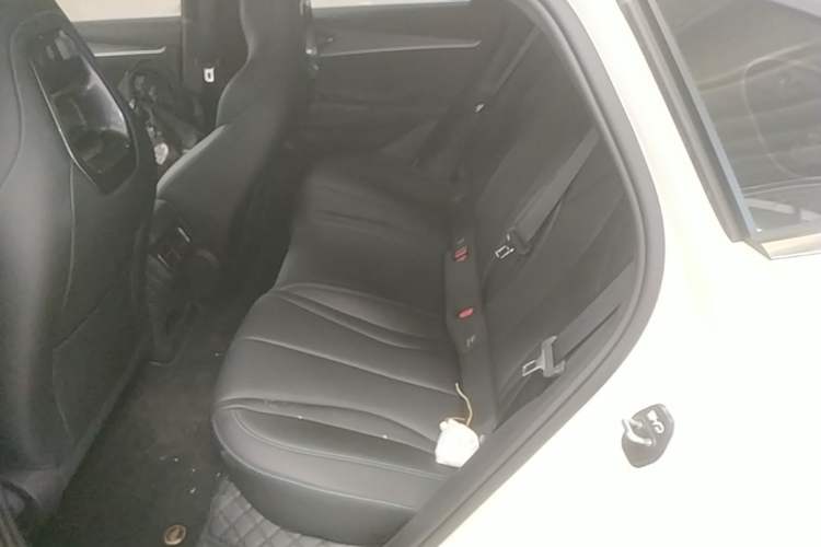 Used BYD Seal 06 New Energy 2025 DM-i Smart Drive 80KM Luxury Model Left Rear Seat
