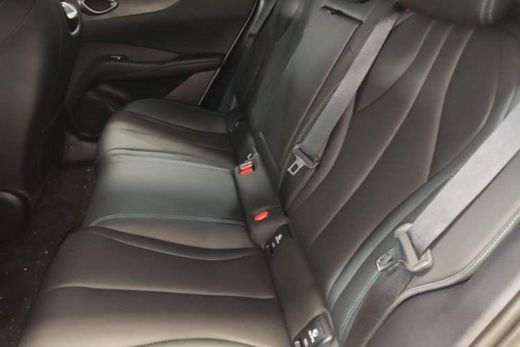 Used BYD Seal 06 New Energy 2025 EV 545KM Premium Edition Left Rear Seat