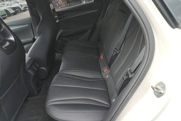 Used BYD Seal 06 New Energy 2025 DM-i Smart Drive 120KM Deluxe Model Left Rear Seat