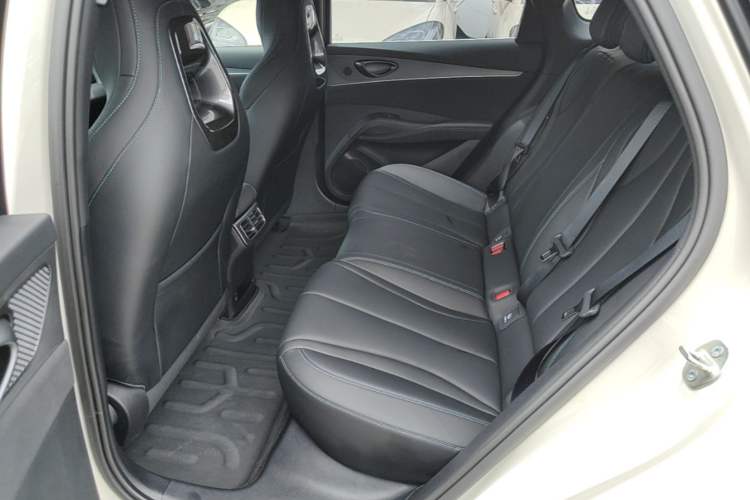 Used BYD Seal 06 New Energy 2025 DM-i Smart Drive 80KM Luxury Model Left Rear Seat