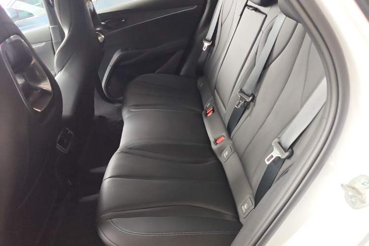 Used BYD Seal 06 New Energy 2025 DM-i Smart Drive 120KM Deluxe Model Left Rear Seat