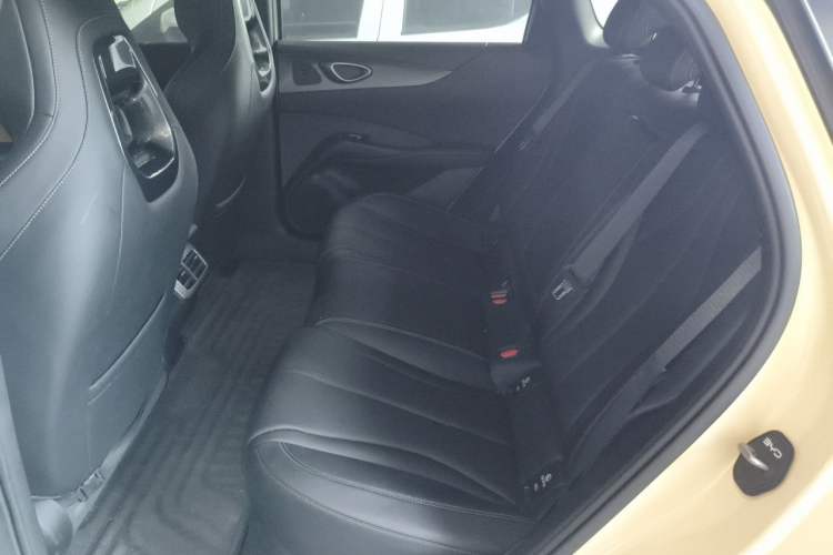 Used BYD Seal 06 New Energy 2025 EV 545KM Premium Edition Left Rear Seat