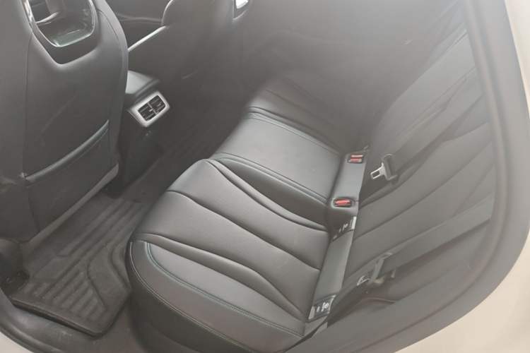 Used BYD Seal 06 New Energy 2025 EV 470KM Prestige Edition Left Rear Seat