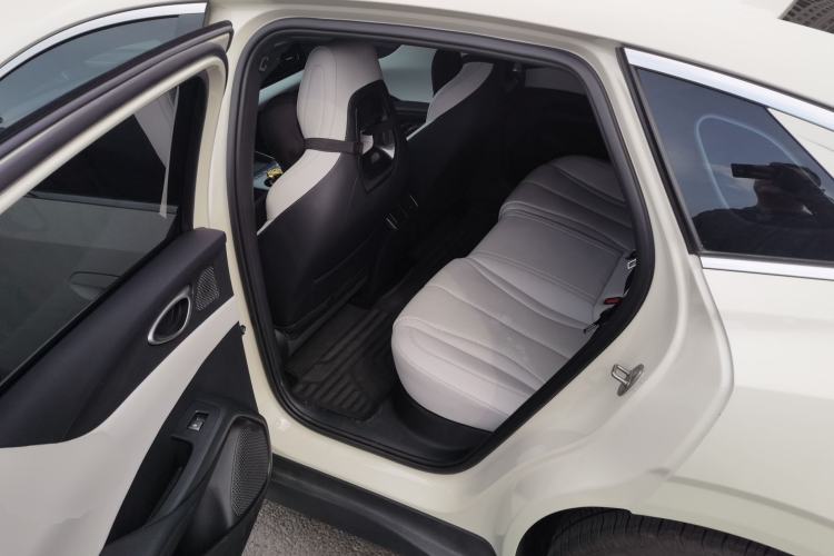 Used BYD Seal 06 New Energy 2025 EV 545KM Premium Edition Left Rear Seat