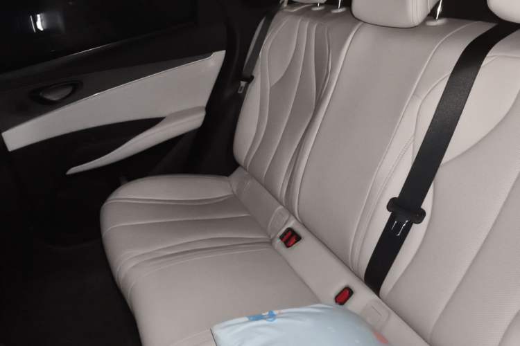 Used BYD Seal 06 New Energy 2025 DM-i Smart Drive 80KM Luxury Model Left Rear Seat
