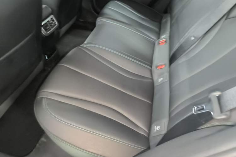 Used BYD Seal 06 New Energy 2025 DM-i Smart Drive 80KM Luxury Model Left Rear Seat