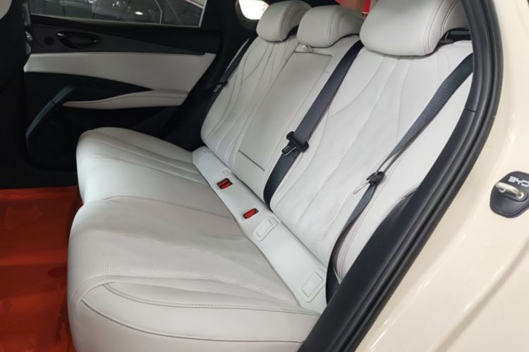 Used BYD Seal 06 New Energy 2025 DM-i Smart Drive 120KM Deluxe Model Left Rear Seat