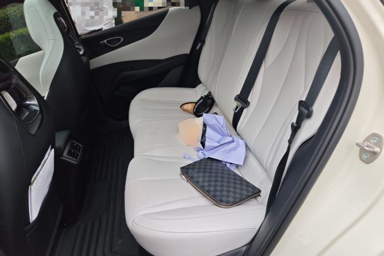 Used BYD Seal 06 New Energy 2025 EV 470KM Prestige Edition Left Rear Seat