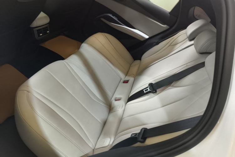 Used BYD Seal 06 New Energy 2025 DM-i Smart Drive 80KM Luxury Model Left Rear Seat