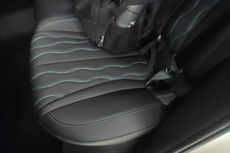Used BYD Seal 06 New Energy 2025 DM-i Intelligent Drive 120KM Flagship Model Left Rear Seat