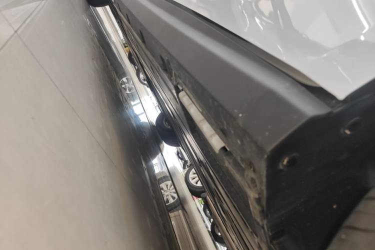 Used BYD Seal 06 New Energy 2025 DM-i Smart Drive 80KM Luxury Model Left Side Sill