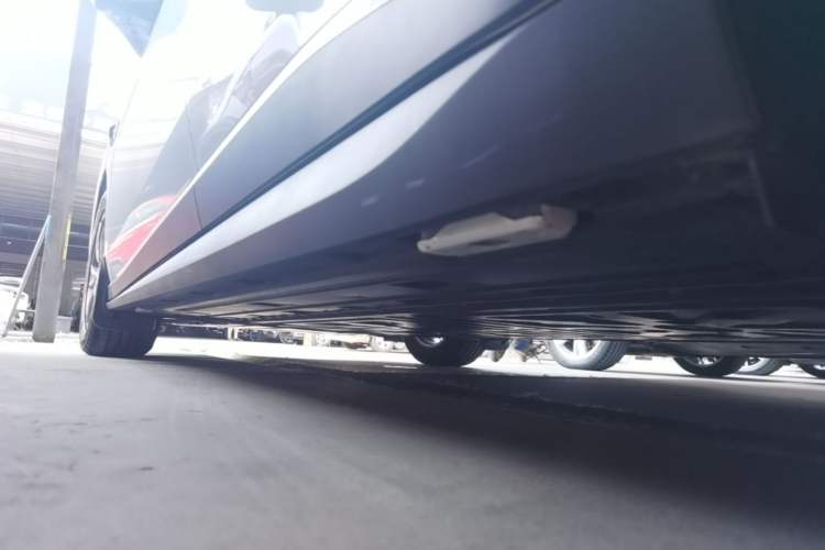 Used BYD Seal 06 New Energy 2025 EV 545KM Premium Edition Left Side Sill