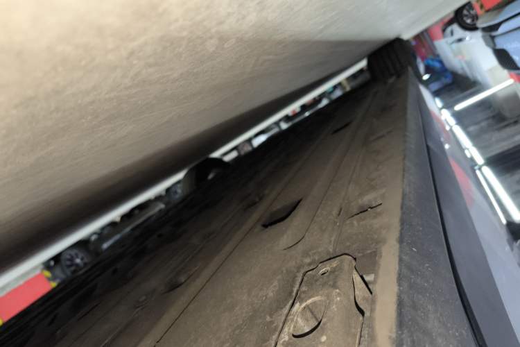 Used BYD Seal 06 New Energy 2025 EV 545KM Premium Edition Left Side Sill
