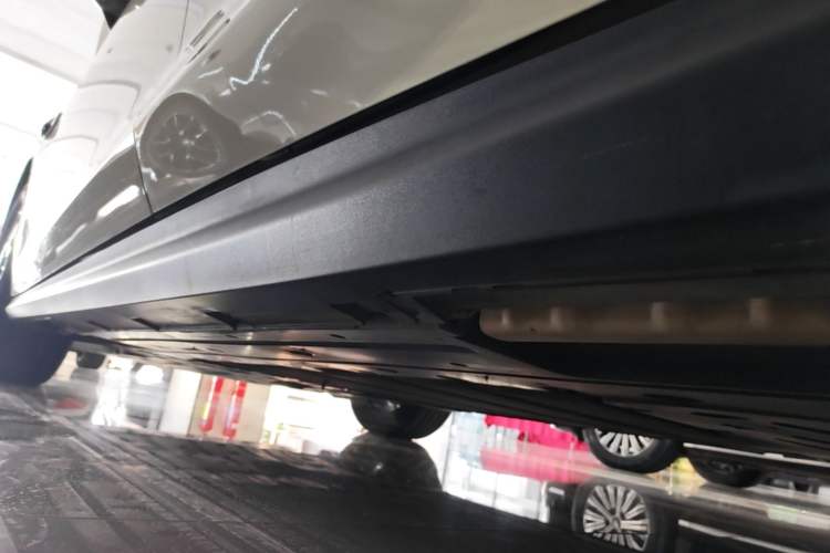 Used BYD Seal 06 New Energy 2025 DM-i Smart Drive 120KM Deluxe Model Left Side Sill