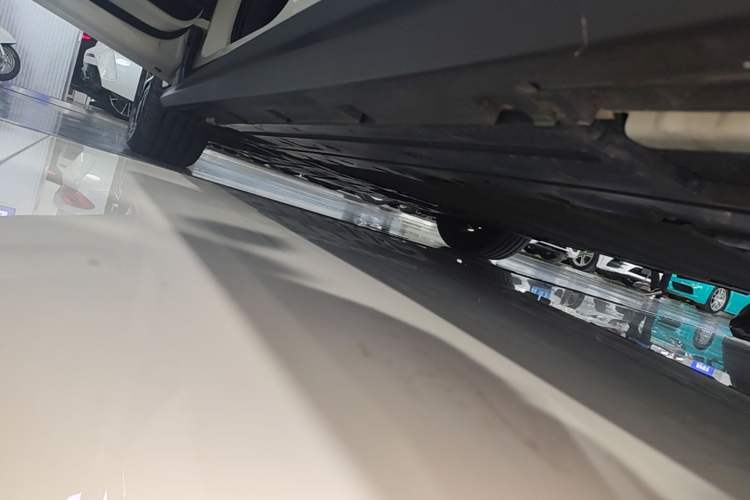 Used BYD Seal 06 New Energy 2025 DM-i Smart Drive 120KM Deluxe Model Left Side Sill