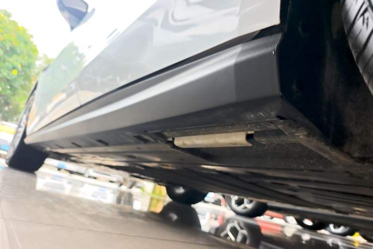 Used BYD Seal 06 New Energy 2025 DM-i Smart Drive 120KM Deluxe Model Left Side Sill