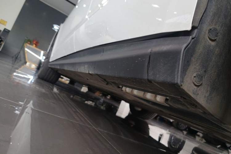 Used BYD Seal 06 New Energy 2025 DM-i Intelligent Drive 120KM Flagship Model Left Side Sill