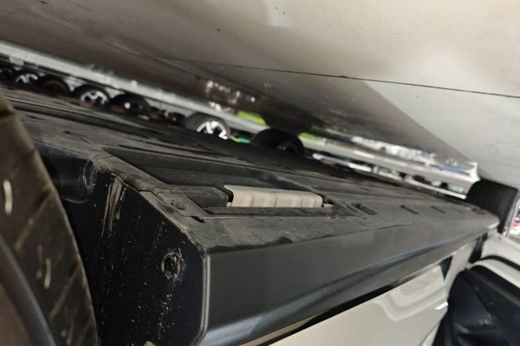 Used BYD Seal 06 New Energy 2025 DM-i Smart Drive 120KM Deluxe Model Left Side Sill