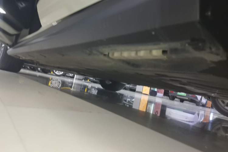 Used BYD Seal 06 New Energy 2025 DM-i Smart Drive 120KM Prestige Model Left Side Sill
