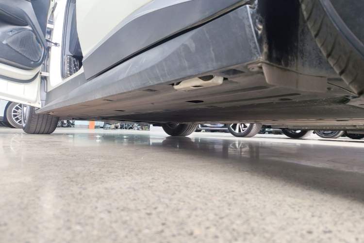 Used BYD Seal 06 New Energy 2025 EV 470KM Prestige Edition Left Side Sill