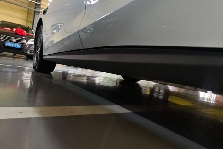 Used BYD Seal 06 New Energy 2025 DM-i Smart Drive 80KM Luxury Model Left Side Sill