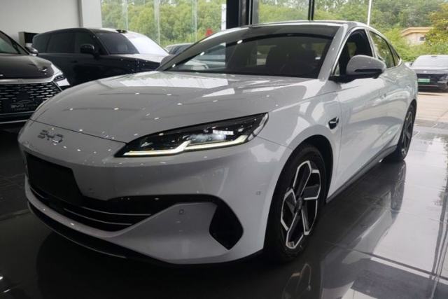 Used BYD Seal 06 New Energy 2025 DM-i Intelligent Drive 120KM Flagship Model