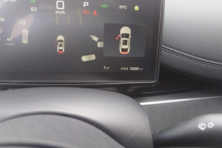 Used BYD Seal 06 New Energy 2025 DM-i Smart Drive 120KM Prestige Model Odometer Close Up