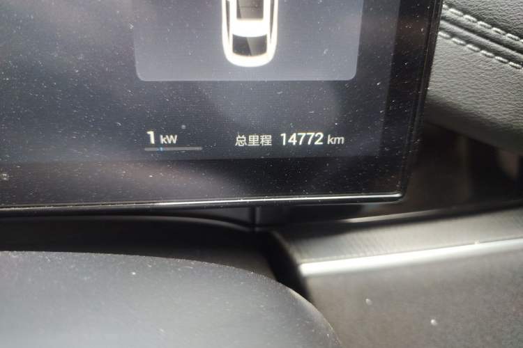 Used BYD Seal 06 New Energy 2025 DM-i Smart Drive 80KM Luxury Model Odometer Close Up