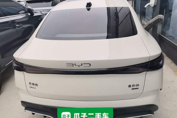 Used BYD Seal 06 New Energy 2025 DM-i Smart Drive 120KM Deluxe Model Rear