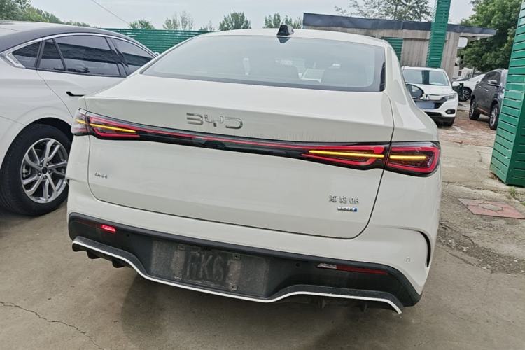 Used BYD Seal 06 New Energy 2025 DM-i Intelligent Drive 120KM Flagship Model Rear