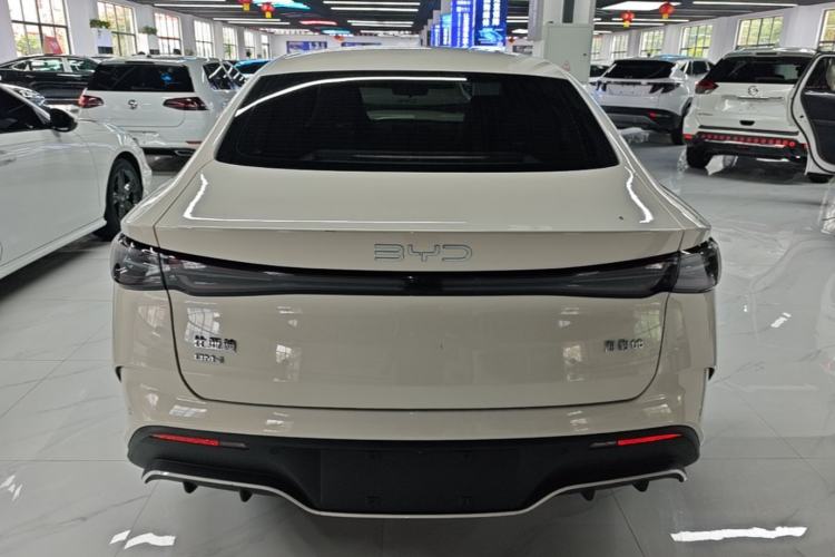 Used BYD Seal 06 New Energy 2025 DM-i Smart Drive 80KM Luxury Model Rear