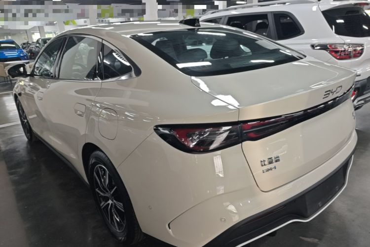 Used BYD Seal 06 New Energy 2025 DM-i Smart Drive 120KM Deluxe Model Rear Left 45 Deg