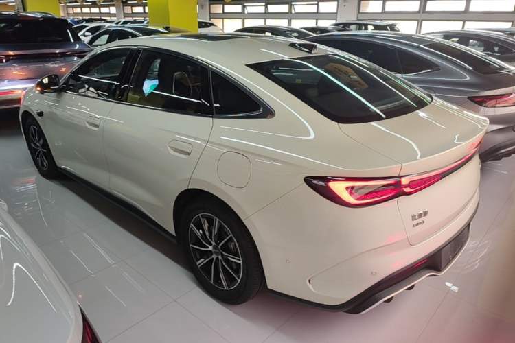 Used BYD Seal 06 New Energy 2025 DM-i Smart Drive 120KM Prestige Model Rear Left 45 Deg