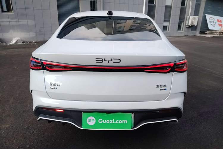 Used BYD Seal 06 New Energy 2025 DM-i Smart Drive 80KM Luxury Model Rear