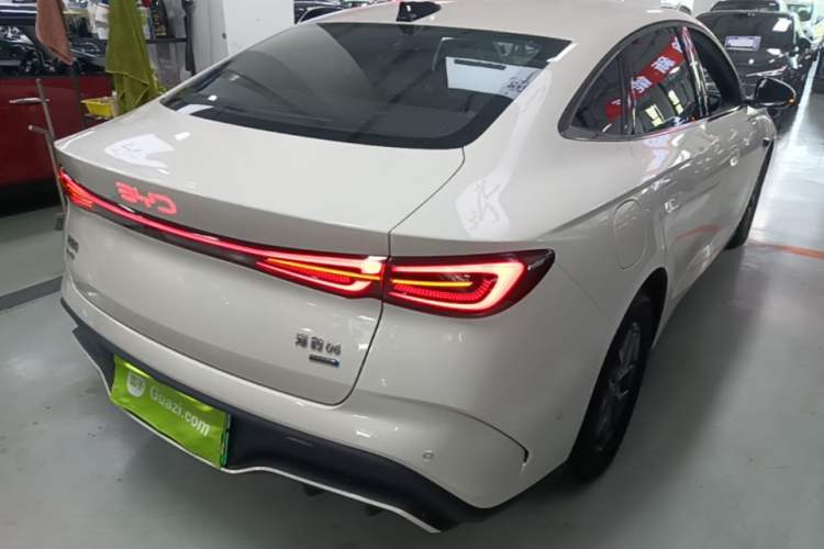 Used BYD Seal 06 New Energy 2025 DM-i Smart Drive 80KM Luxury Model Rear Right 45 Deg
