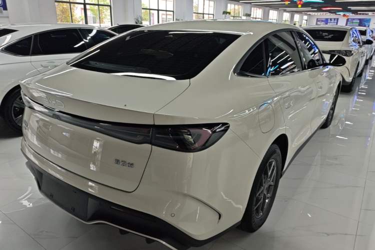 Used BYD Seal 06 New Energy 2025 DM-i Smart Drive 80KM Luxury Model Rear Right 45 Deg