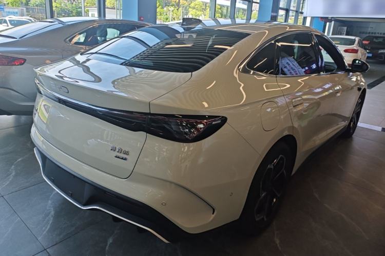 Used BYD Seal 06 New Energy 2025 DM-i Intelligent Drive 120KM Flagship Model Rear Right 45 Deg