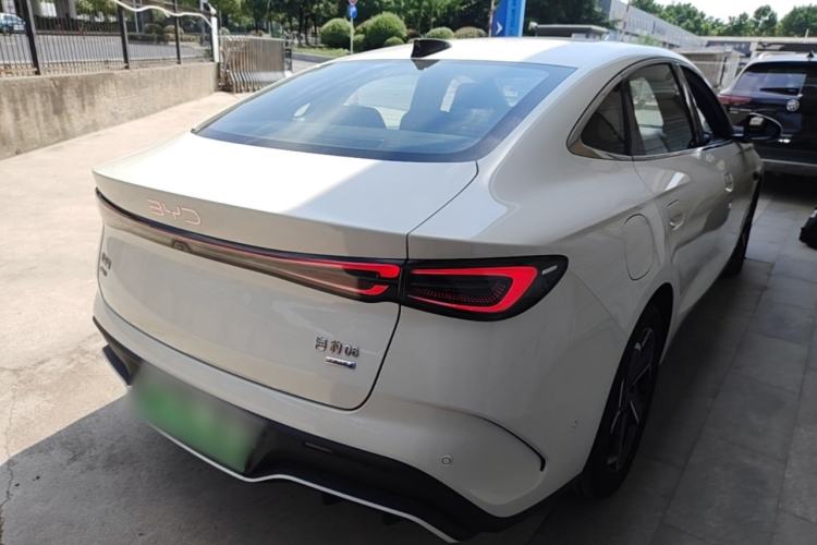 Used BYD Seal 06 New Energy 2025 DM-i Intelligent Drive 120KM Flagship Model Rear Right 45 Deg