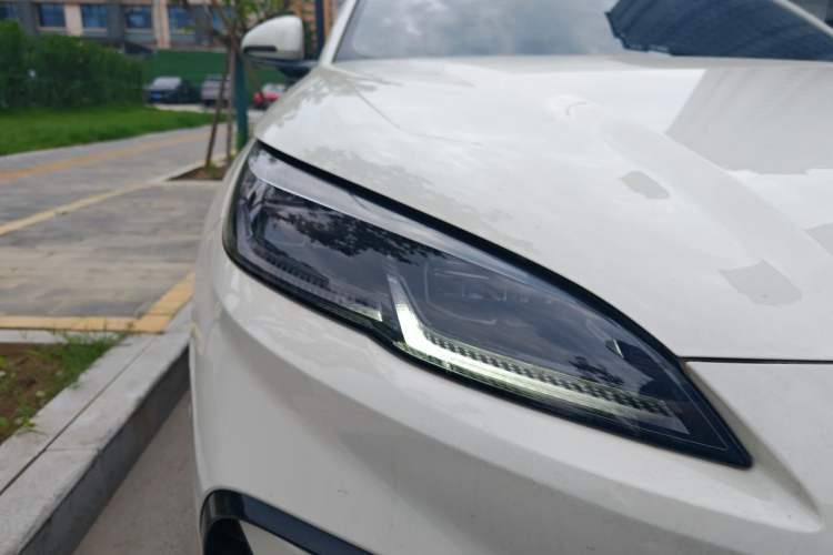 Used BYD Seal 06 New Energy 2025 DM-i Smart Drive 120KM Prestige Model Right Front Headlight