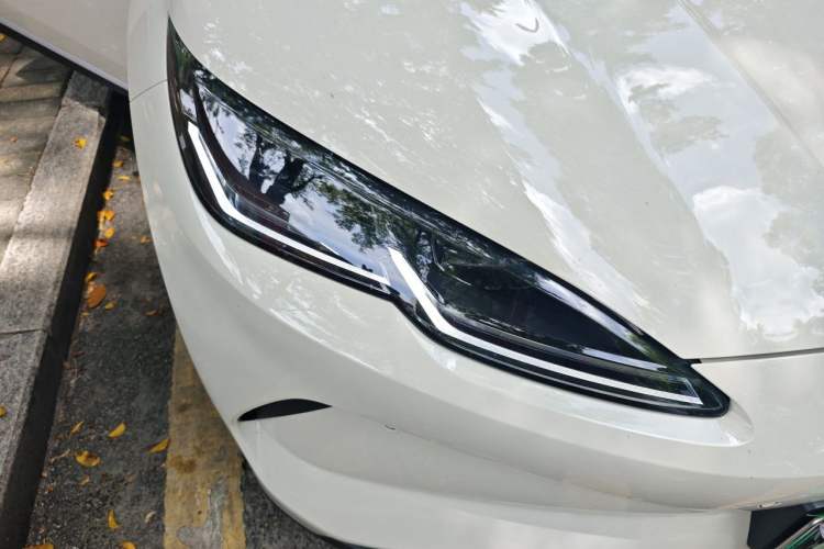 Used BYD Seal 06 New Energy 2025 EV 545KM Premium Edition Right Front Headlight