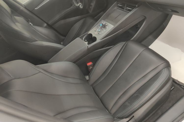 Used BYD Seal 06 New Energy 2025 DM-i Smart Drive 80KM Luxury Model Right Front Seat
